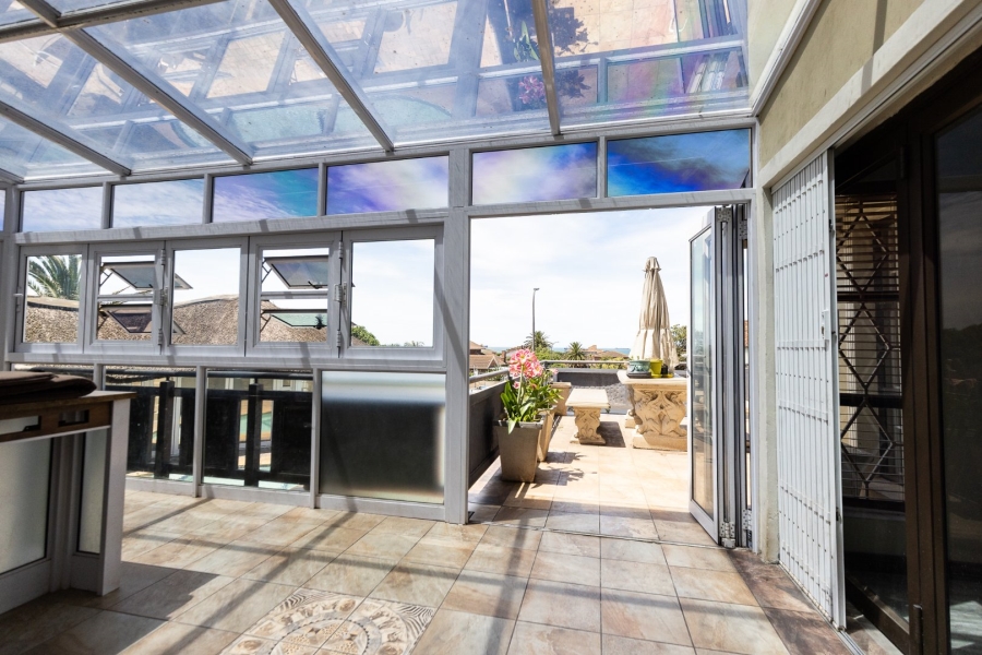4 Bedroom Property for Sale in Bluewater Bay Eastern Cape